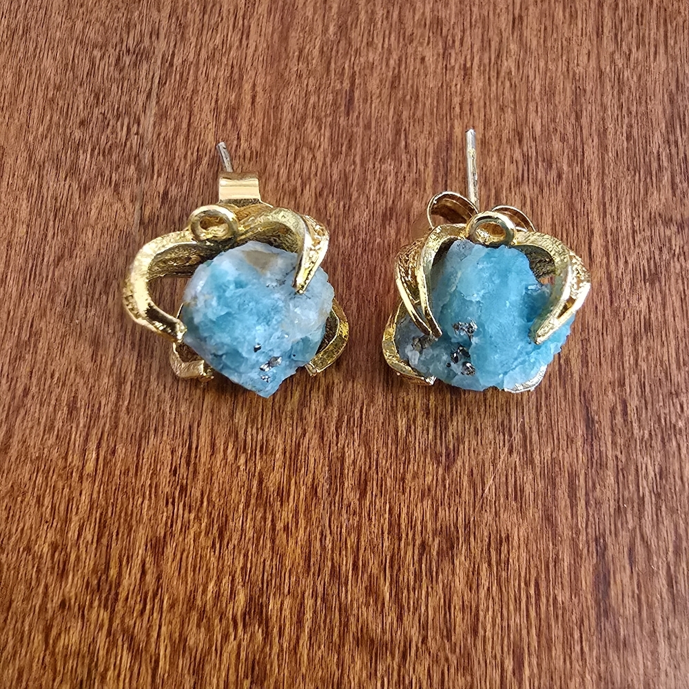 Raw Aqua Blue Turquoise Apatite Stone Gold Claw Stud Earrings